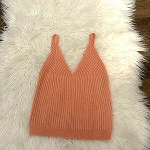 Pink knitted crop top